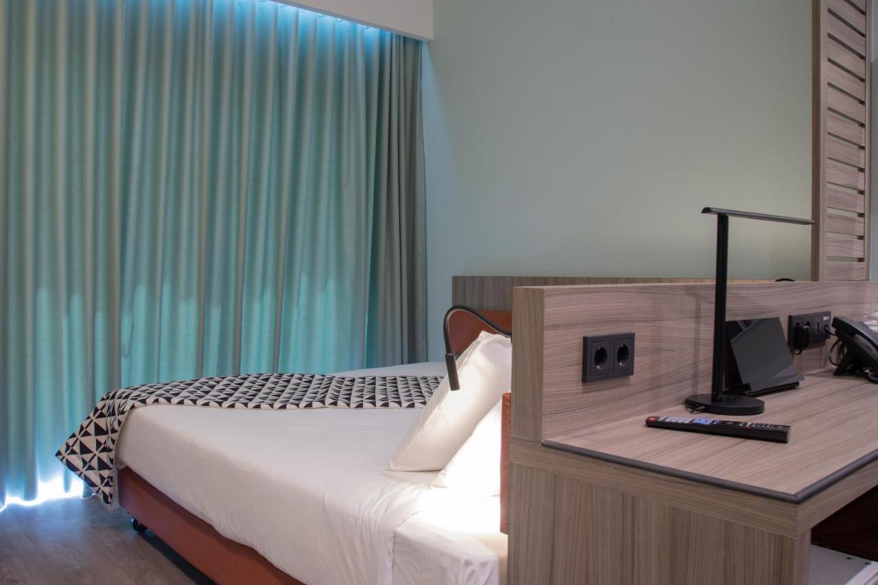 Pythagorion A Member Of Brown Hotels เอเธนส์ ภายนอก รูปภาพ