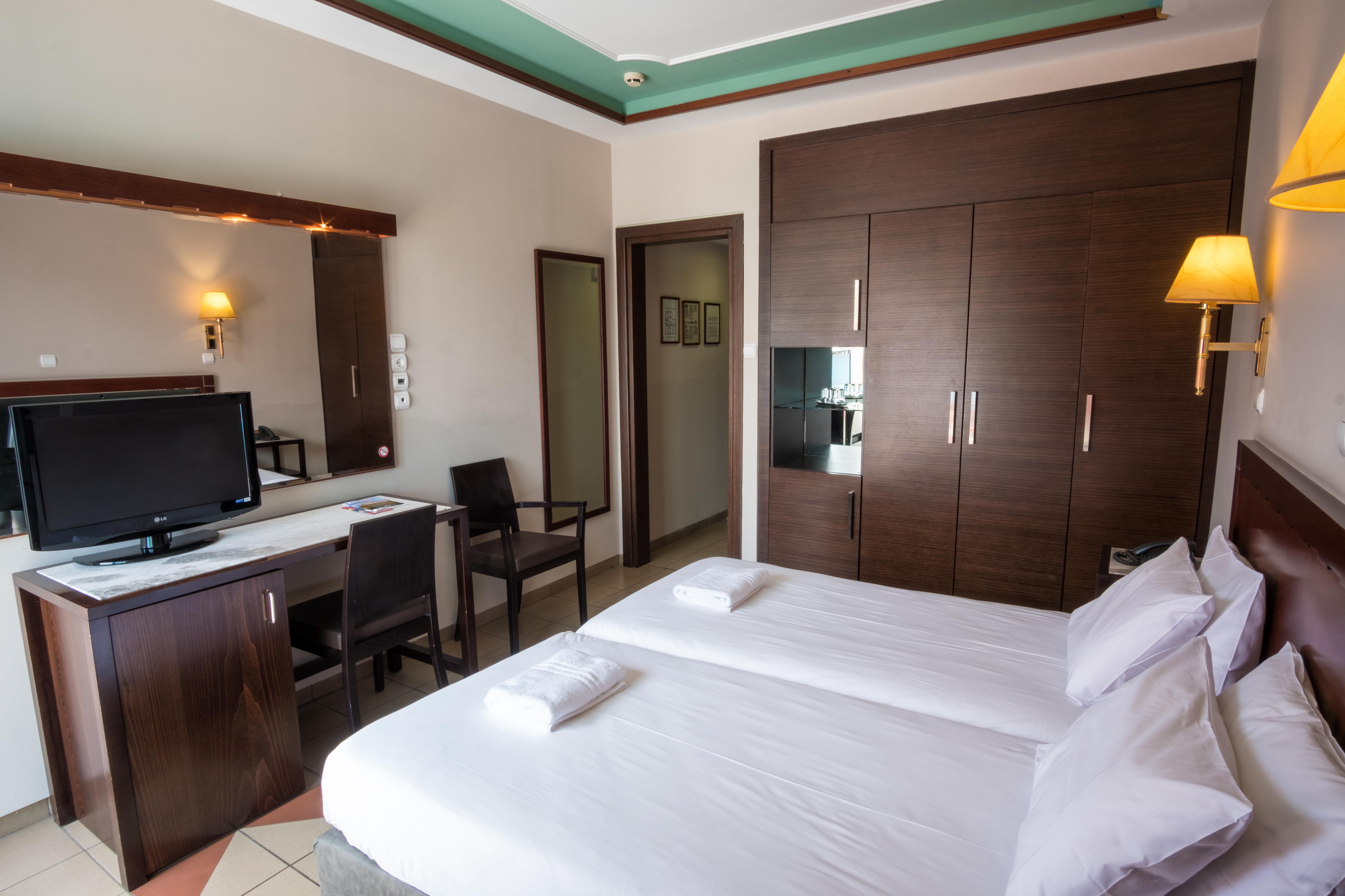 Pythagorion A Member Of Brown Hotels เอเธนส์ ภายนอก รูปภาพ